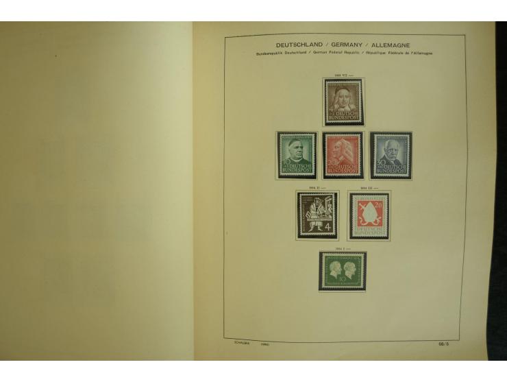 1945/2012, ungebrauchte/postfrische und gestempelte Sammlung, dabei Bizone mit besseren u.a. Mi.-Nr. 93I XG gestempelt mit Fo