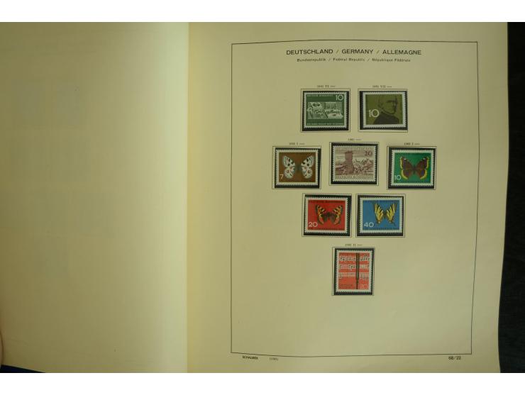 1945/2012, ungebrauchte/postfrische und gestempelte Sammlung, dabei Bizone mit besseren u.a. Mi.-Nr. 93I XG gestempelt mit Fo