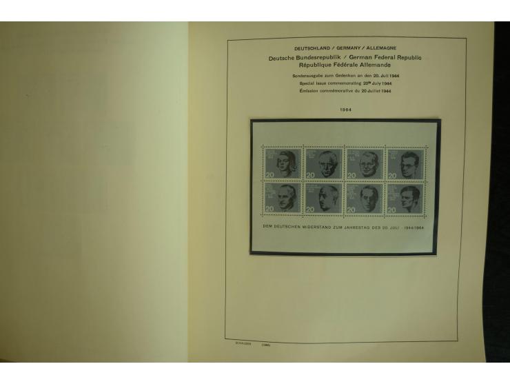 1945/2012, ungebrauchte/postfrische und gestempelte Sammlung, dabei Bizone mit besseren u.a. Mi.-Nr. 93I XG gestempelt mit Fo