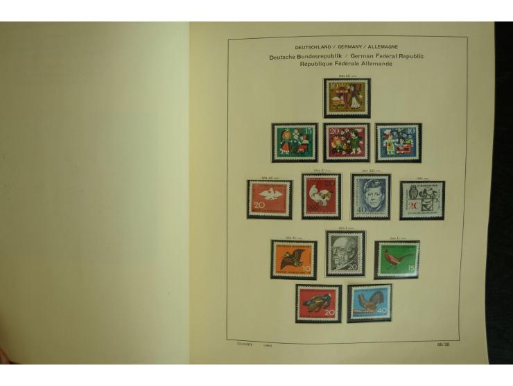 1945/2012, ungebrauchte/postfrische und gestempelte Sammlung, dabei Bizone mit besseren u.a. Mi.-Nr. 93I XG gestempelt mit Fo