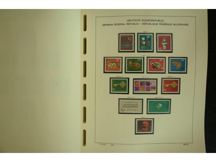 1945/2012, ungebrauchte/postfrische und gestempelte Sammlung, dabei Bizone mit besseren u.a. Mi.-Nr. 93I XG gestempelt mit Fo
