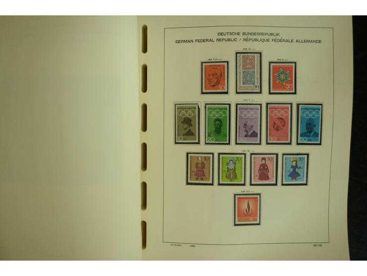 1945/2012, ungebrauchte/postfrische und gestempelte Sammlung, dabei Bizone mit besseren u.a. Mi.-Nr. 93I XG gestempelt mit Fo