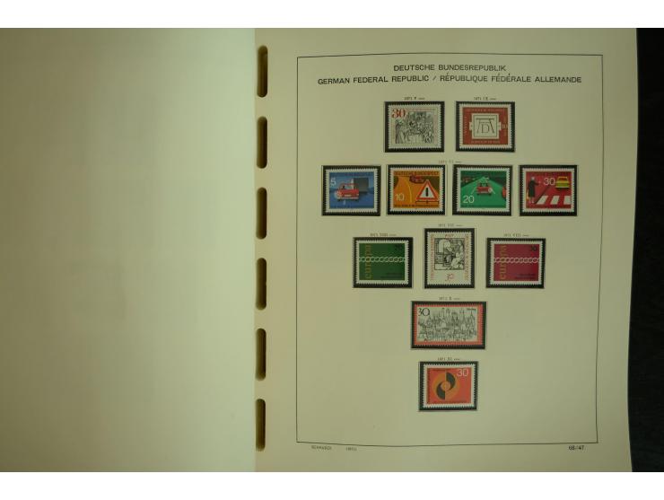 1945/2012, ungebrauchte/postfrische und gestempelte Sammlung, dabei Bizone mit besseren u.a. Mi.-Nr. 93I XG gestempelt mit Fo
