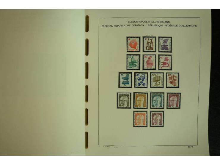 1945/2012, ungebrauchte/postfrische und gestempelte Sammlung, dabei Bizone mit besseren u.a. Mi.-Nr. 93I XG gestempelt mit Fo