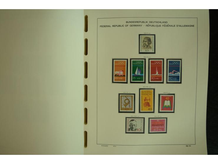 1945/2012, ungebrauchte/postfrische und gestempelte Sammlung, dabei Bizone mit besseren u.a. Mi.-Nr. 93I XG gestempelt mit Fo