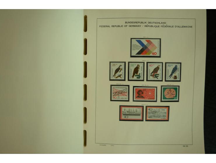 1945/2012, ungebrauchte/postfrische und gestempelte Sammlung, dabei Bizone mit besseren u.a. Mi.-Nr. 93I XG gestempelt mit Fo