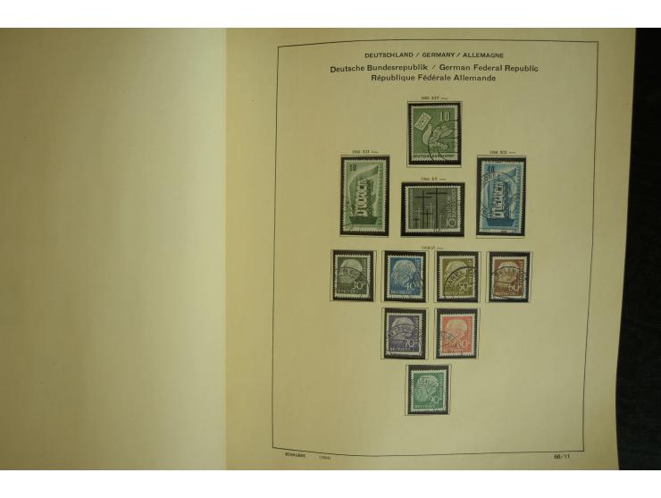 1945/2012, ungebrauchte/postfrische und gestempelte Sammlung, dabei Bizone mit besseren u.a. Mi.-Nr. 93I XG gestempelt mit Fo