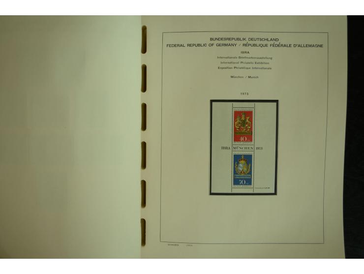 1945/2012, ungebrauchte/postfrische und gestempelte Sammlung, dabei Bizone mit besseren u.a. Mi.-Nr. 93I XG gestempelt mit Fo