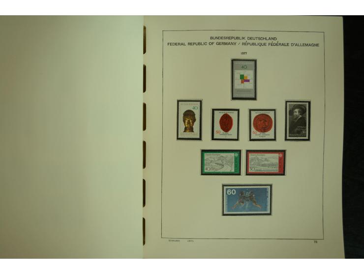 1945/2012, ungebrauchte/postfrische und gestempelte Sammlung, dabei Bizone mit besseren u.a. Mi.-Nr. 93I XG gestempelt mit Fo