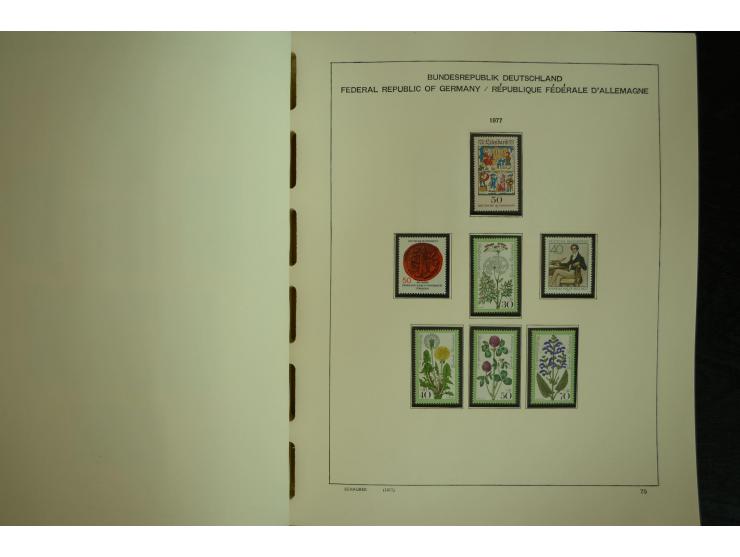 1945/2012, ungebrauchte/postfrische und gestempelte Sammlung, dabei Bizone mit besseren u.a. Mi.-Nr. 93I XG gestempelt mit Fo