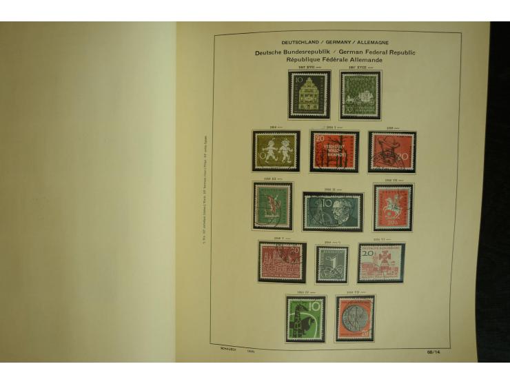 1945/2012, ungebrauchte/postfrische und gestempelte Sammlung, dabei Bizone mit besseren u.a. Mi.-Nr. 93I XG gestempelt mit Fo