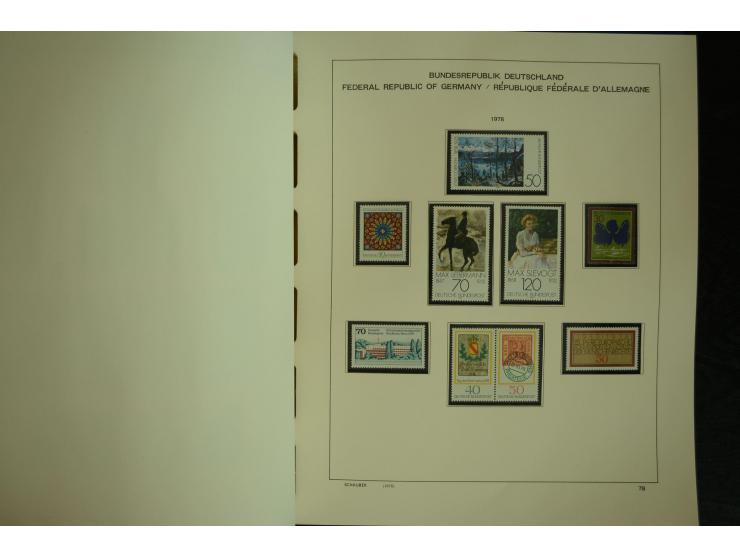 1945/2012, ungebrauchte/postfrische und gestempelte Sammlung, dabei Bizone mit besseren u.a. Mi.-Nr. 93I XG gestempelt mit Fo