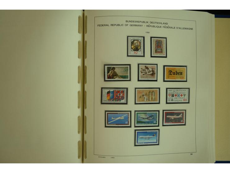 1945/2012, ungebrauchte/postfrische und gestempelte Sammlung, dabei Bizone mit besseren u.a. Mi.-Nr. 93I XG gestempelt mit Fo