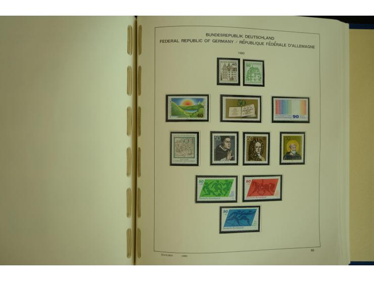 1945/2012, ungebrauchte/postfrische und gestempelte Sammlung, dabei Bizone mit besseren u.a. Mi.-Nr. 93I XG gestempelt mit Fo