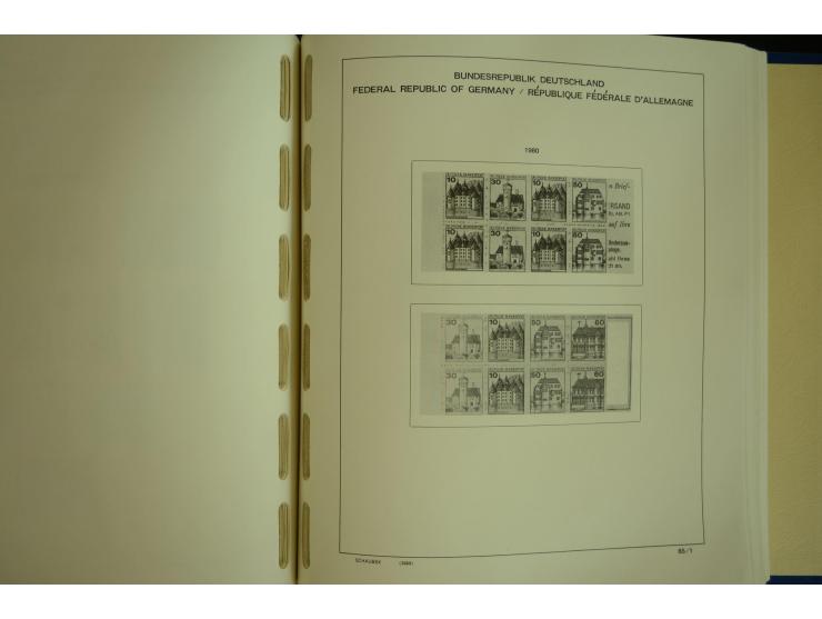 1945/2012, ungebrauchte/postfrische und gestempelte Sammlung, dabei Bizone mit besseren u.a. Mi.-Nr. 93I XG gestempelt mit Fo