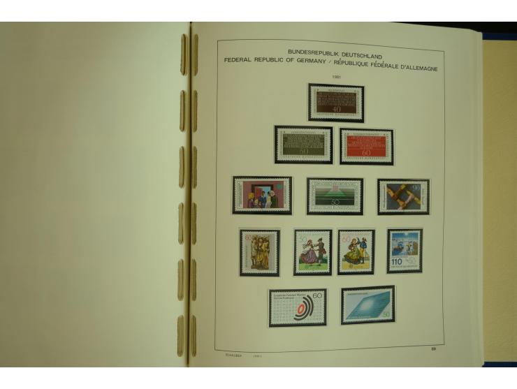 1945/2012, ungebrauchte/postfrische und gestempelte Sammlung, dabei Bizone mit besseren u.a. Mi.-Nr. 93I XG gestempelt mit Fo
