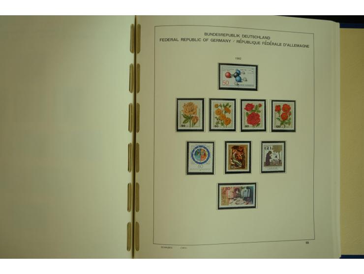 1945/2012, ungebrauchte/postfrische und gestempelte Sammlung, dabei Bizone mit besseren u.a. Mi.-Nr. 93I XG gestempelt mit Fo