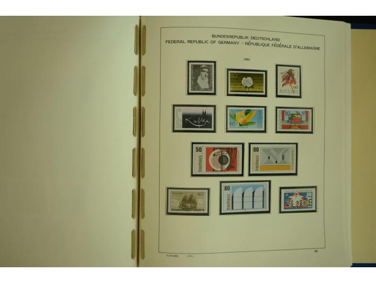 1945/2012, ungebrauchte/postfrische und gestempelte Sammlung, dabei Bizone mit besseren u.a. Mi.-Nr. 93I XG gestempelt mit Fo