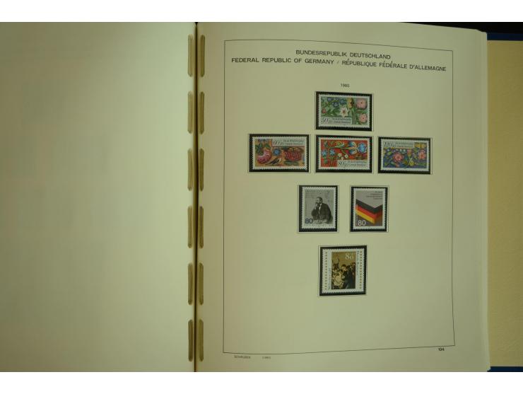1945/2012, ungebrauchte/postfrische und gestempelte Sammlung, dabei Bizone mit besseren u.a. Mi.-Nr. 93I XG gestempelt mit Fo