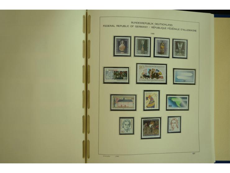 1945/2012, ungebrauchte/postfrische und gestempelte Sammlung, dabei Bizone mit besseren u.a. Mi.-Nr. 93I XG gestempelt mit Fo