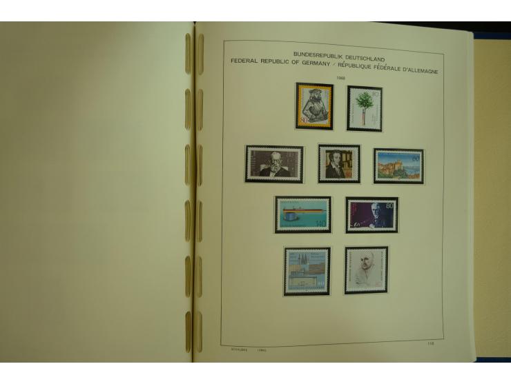 1945/2012, ungebrauchte/postfrische und gestempelte Sammlung, dabei Bizone mit besseren u.a. Mi.-Nr. 93I XG gestempelt mit Fo