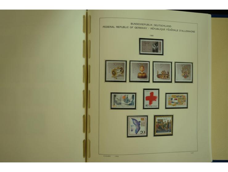 1945/2012, ungebrauchte/postfrische und gestempelte Sammlung, dabei Bizone mit besseren u.a. Mi.-Nr. 93I XG gestempelt mit Fo