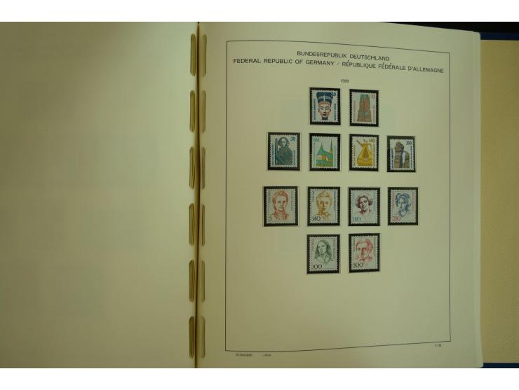 1945/2012, ungebrauchte/postfrische und gestempelte Sammlung, dabei Bizone mit besseren u.a. Mi.-Nr. 93I XG gestempelt mit Fo