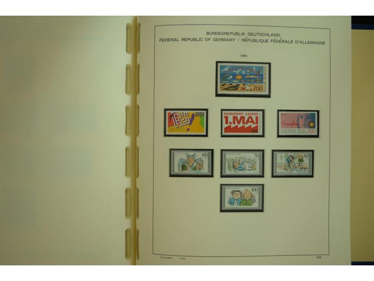 1945/2012, ungebrauchte/postfrische und gestempelte Sammlung, dabei Bizone mit besseren u.a. Mi.-Nr. 93I XG gestempelt mit Fo