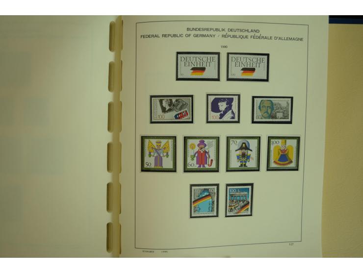 1945/2012, ungebrauchte/postfrische und gestempelte Sammlung, dabei Bizone mit besseren u.a. Mi.-Nr. 93I XG gestempelt mit Fo