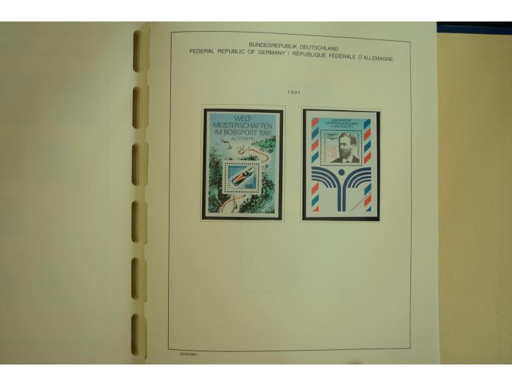 1945/2012, ungebrauchte/postfrische und gestempelte Sammlung, dabei Bizone mit besseren u.a. Mi.-Nr. 93I XG gestempelt mit Fo