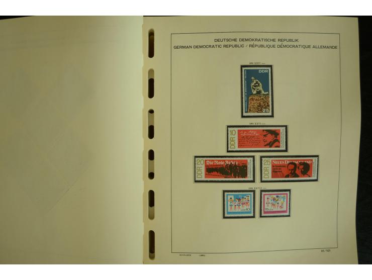 1945/2012, ungebrauchte/postfrische und gestempelte Sammlung, dabei Bizone mit besseren u.a. Mi.-Nr. 93I XG gestempelt mit Fo