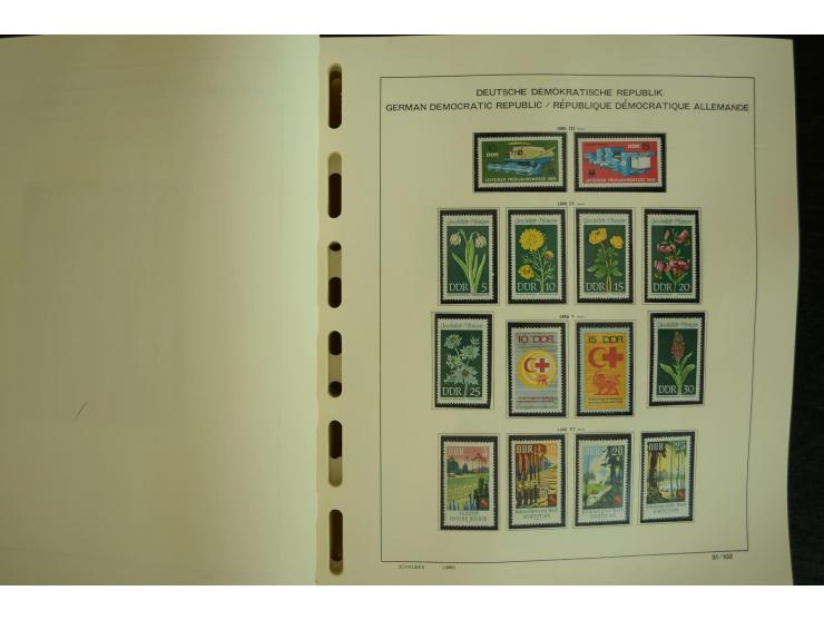 1945/2012, ungebrauchte/postfrische und gestempelte Sammlung, dabei Bizone mit besseren u.a. Mi.-Nr. 93I XG gestempelt mit Fo