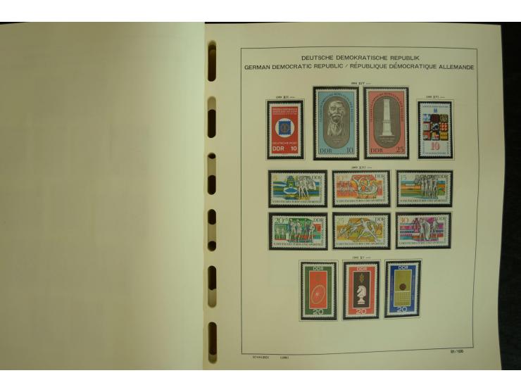 1945/2012, ungebrauchte/postfrische und gestempelte Sammlung, dabei Bizone mit besseren u.a. Mi.-Nr. 93I XG gestempelt mit Fo