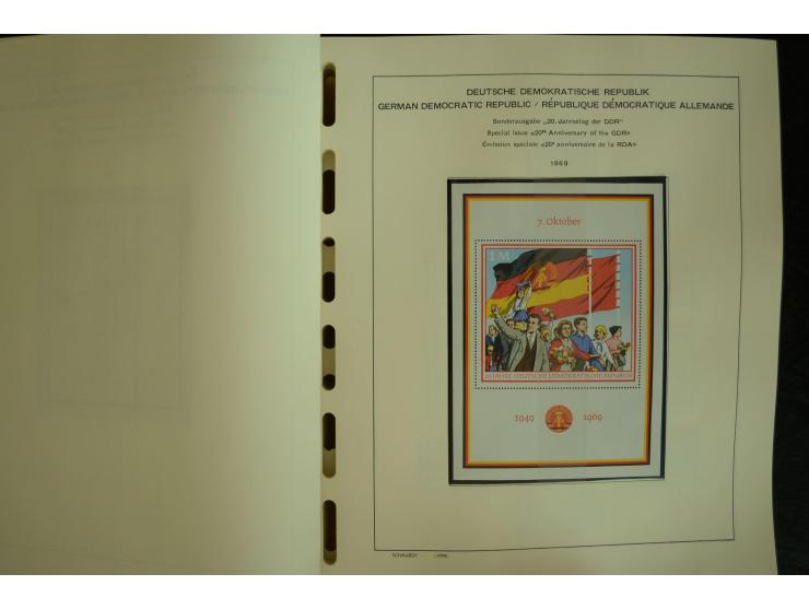 1945/2012, ungebrauchte/postfrische und gestempelte Sammlung, dabei Bizone mit besseren u.a. Mi.-Nr. 93I XG gestempelt mit Fo