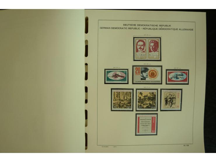 1945/2012, ungebrauchte/postfrische und gestempelte Sammlung, dabei Bizone mit besseren u.a. Mi.-Nr. 93I XG gestempelt mit Fo