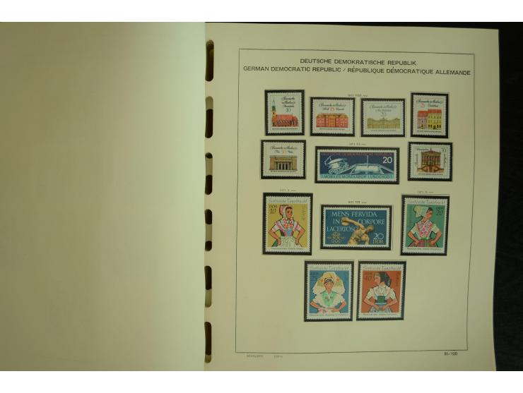 1945/2012, ungebrauchte/postfrische und gestempelte Sammlung, dabei Bizone mit besseren u.a. Mi.-Nr. 93I XG gestempelt mit Fo