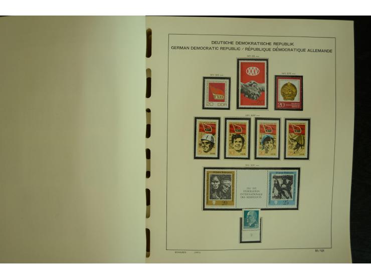 1945/2012, ungebrauchte/postfrische und gestempelte Sammlung, dabei Bizone mit besseren u.a. Mi.-Nr. 93I XG gestempelt mit Fo