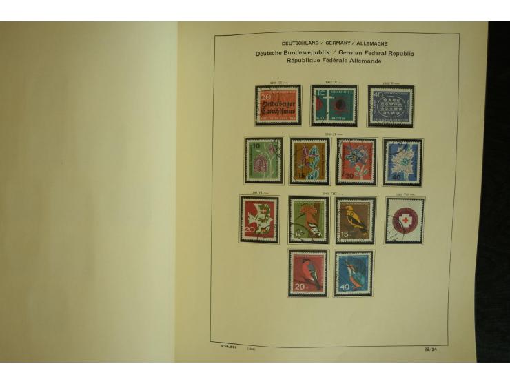 1945/2012, ungebrauchte/postfrische und gestempelte Sammlung, dabei Bizone mit besseren u.a. Mi.-Nr. 93I XG gestempelt mit Fo