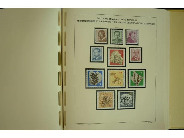1945/2012, ungebrauchte/postfrische und gestempelte Sammlung, dabei Bizone mit besseren u.a. Mi.-Nr. 93I XG gestempelt mit Fo