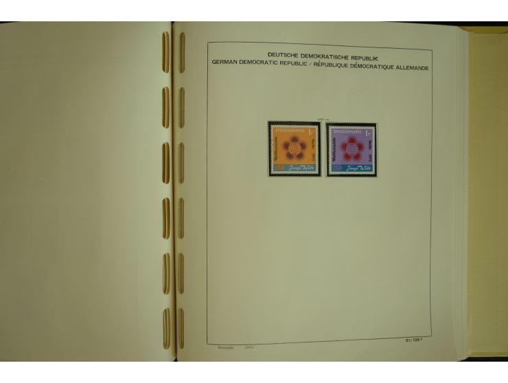 1945/2012, ungebrauchte/postfrische und gestempelte Sammlung, dabei Bizone mit besseren u.a. Mi.-Nr. 93I XG gestempelt mit Fo
