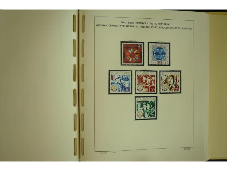 1945/2012, ungebrauchte/postfrische und gestempelte Sammlung, dabei Bizone mit besseren u.a. Mi.-Nr. 93I XG gestempelt mit Fo