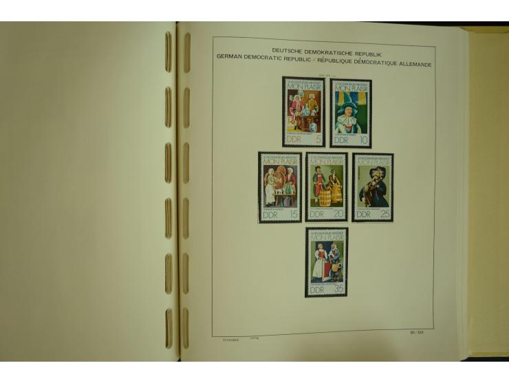 1945/2012, ungebrauchte/postfrische und gestempelte Sammlung, dabei Bizone mit besseren u.a. Mi.-Nr. 93I XG gestempelt mit Fo