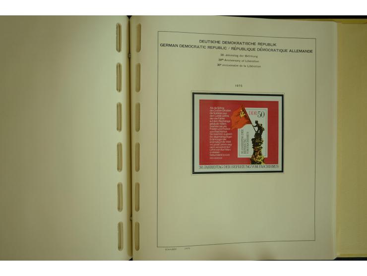 1945/2012, ungebrauchte/postfrische und gestempelte Sammlung, dabei Bizone mit besseren u.a. Mi.-Nr. 93I XG gestempelt mit Fo