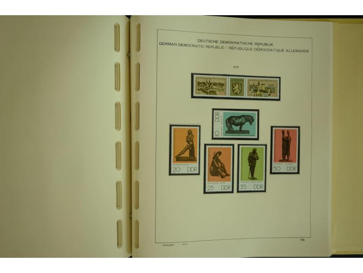 1945/2012, ungebrauchte/postfrische und gestempelte Sammlung, dabei Bizone mit besseren u.a. Mi.-Nr. 93I XG gestempelt mit Fo