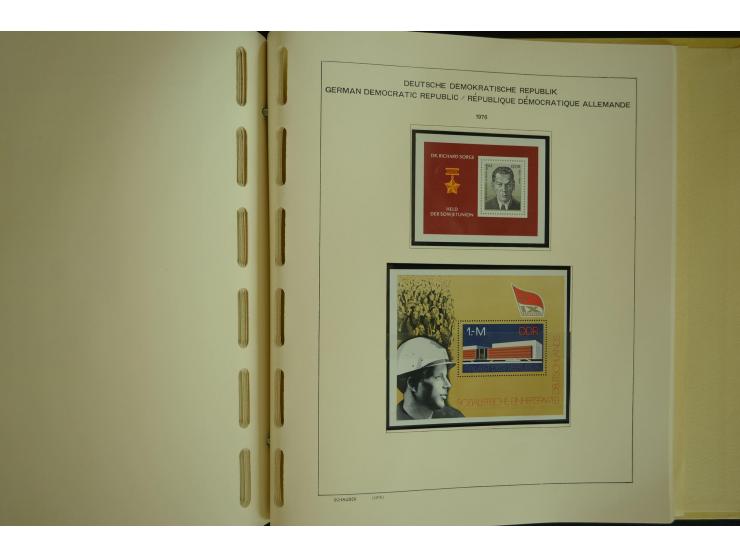 1945/2012, ungebrauchte/postfrische und gestempelte Sammlung, dabei Bizone mit besseren u.a. Mi.-Nr. 93I XG gestempelt mit Fo