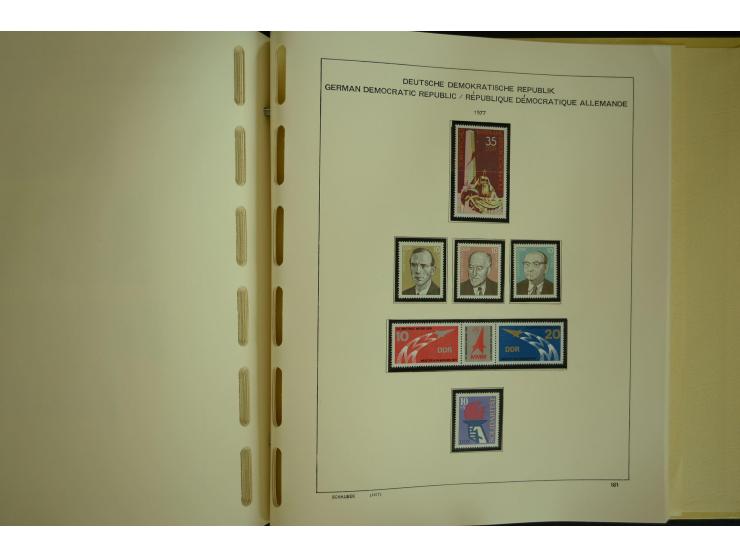 1945/2012, ungebrauchte/postfrische und gestempelte Sammlung, dabei Bizone mit besseren u.a. Mi.-Nr. 93I XG gestempelt mit Fo