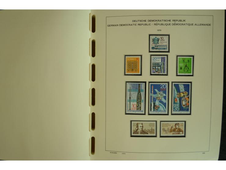 1945/2012, ungebrauchte/postfrische und gestempelte Sammlung, dabei Bizone mit besseren u.a. Mi.-Nr. 93I XG gestempelt mit Fo