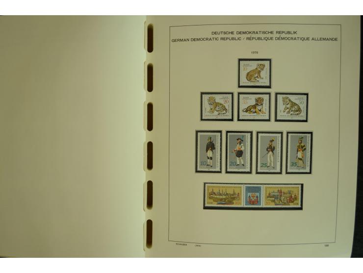 1945/2012, ungebrauchte/postfrische und gestempelte Sammlung, dabei Bizone mit besseren u.a. Mi.-Nr. 93I XG gestempelt mit Fo