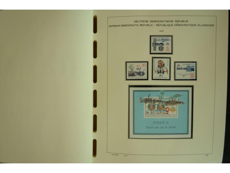 1945/2012, ungebrauchte/postfrische und gestempelte Sammlung, dabei Bizone mit besseren u.a. Mi.-Nr. 93I XG gestempelt mit Fo