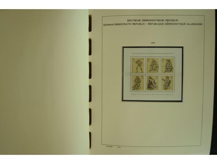 1945/2012, ungebrauchte/postfrische und gestempelte Sammlung, dabei Bizone mit besseren u.a. Mi.-Nr. 93I XG gestempelt mit Fo